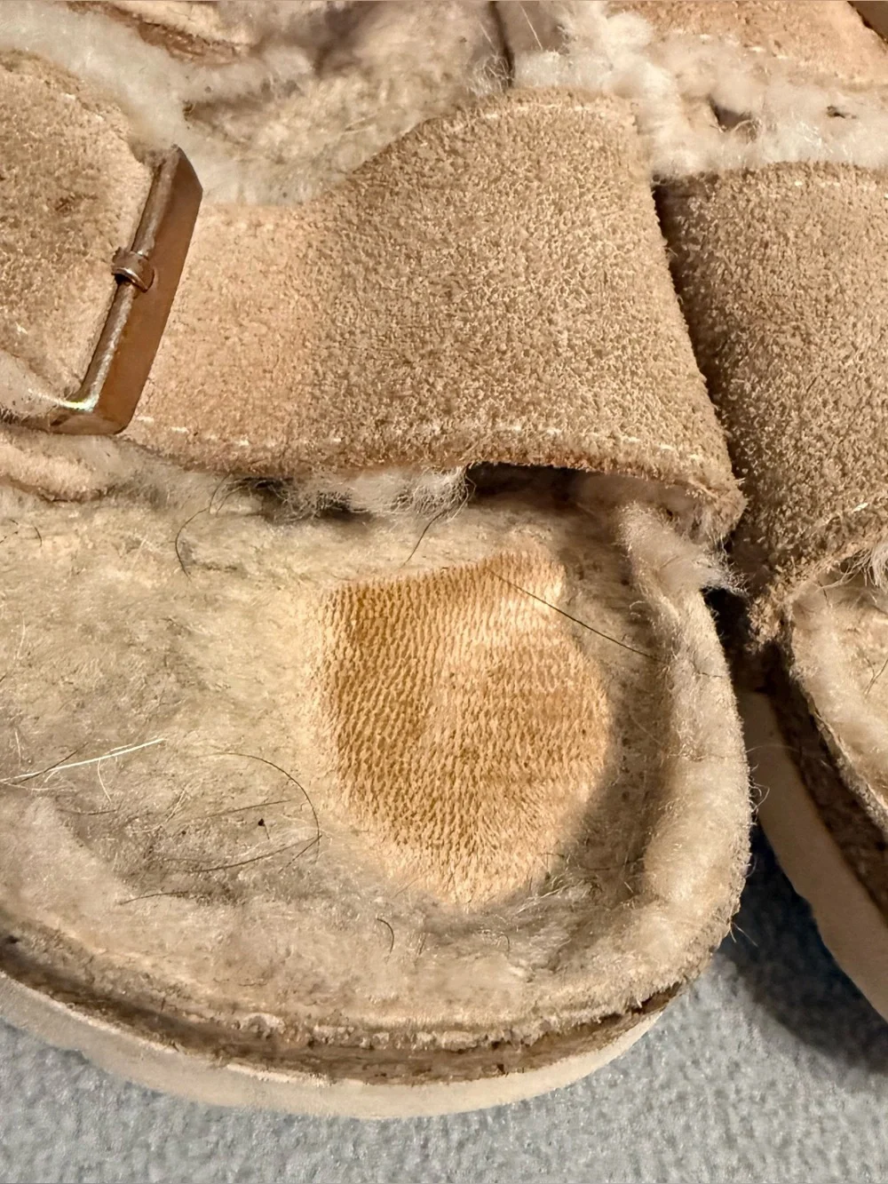 Birkenstock Arizona Beige Sherpa Lined 2 Buckle Sandals Womens Size 41